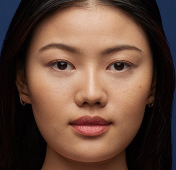 How to Find the Right Foundation Shade